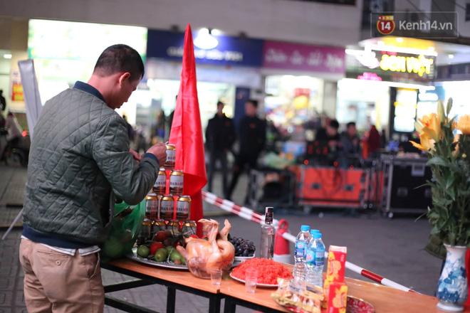 Bố Đoàn Văn Hậu: Việt Nam vô địch rồi!-74