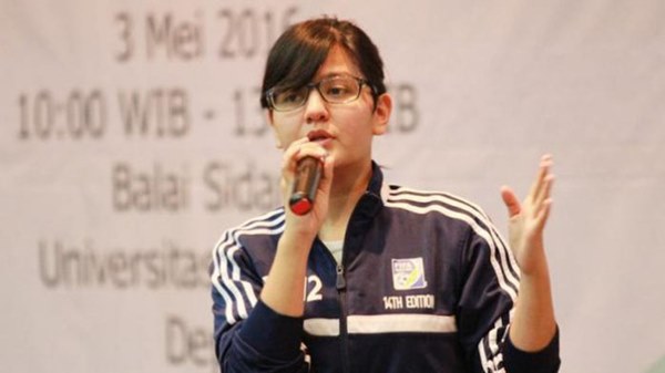 Tổng thư ký xinh đẹp bật khóc khi tiễn U22 Indonesia đến SVĐ, quyết thắng trận chung kết SEA Games 30 với Việt Nam-6