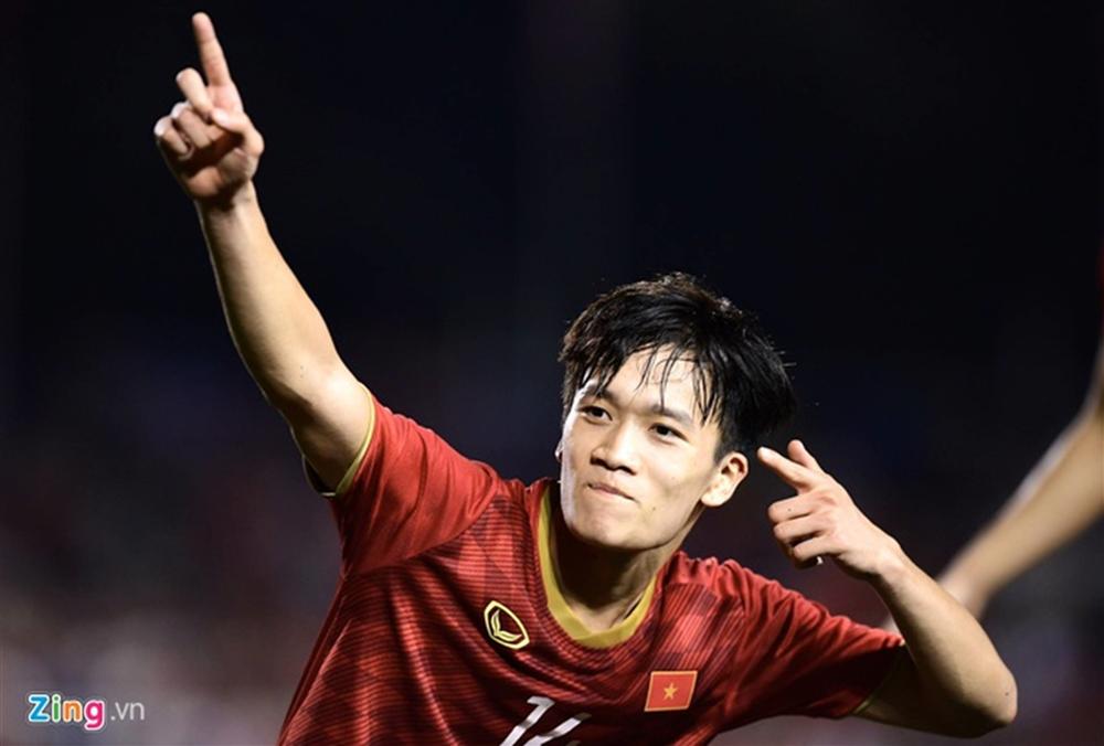 Ảnh Hoàng Đức, Quang Hải và các cầu thủ U22 thời ngố tàu-1