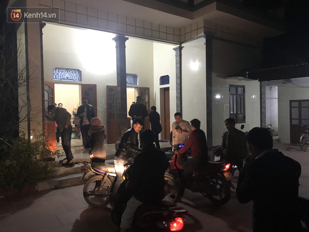 Bố tuyển thủ Đoàn Văn Hậu: Hậu hôm nay đá quá tuyệt vời, mong muốn lớn nhất của chúng tôi là được ôm chầm lấy con-3