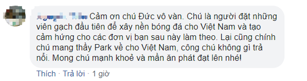 U22 Việt Nam vô địch SEA Games, fan hâm mộ không quên cảm ơn bầu Đức khi thấy ông lặng theo dõi trận chung kết qua tivi-8