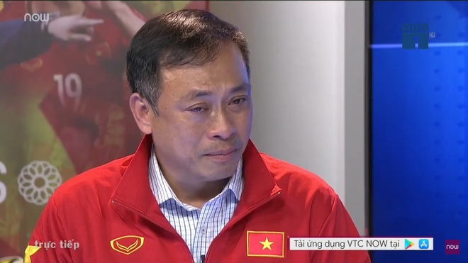 BLV Quang Tùng khóc trong cabin tường thuật khi U22 Việt Nam đoạt HCV-1