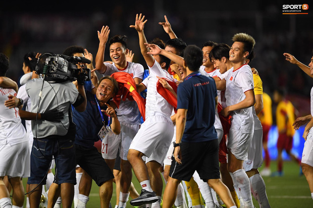 Chính thức: U22 Việt Nam chia tay 1 thủ môn, gọi lại Đình Trọng và Trọng Đại cho chuyến tập huấn tại Hàn Quốc để chuẩn bị cho giải U23 châu Á 2020-1