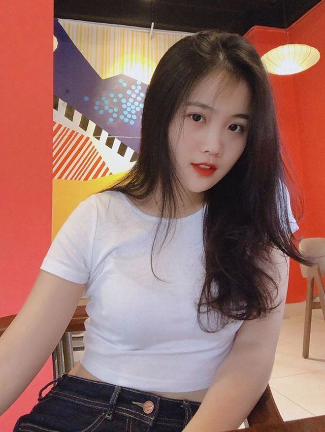 Bạn gái Đoàn Văn Hậu - gái xinh một bước lên mây khi hẹn hò cầu thủ đẹp trai, tài năng-9