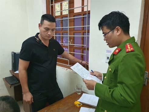 Bầu Huấn tổ chức đánh bạc qua game Đế chế đối diện hình phạt nào?-3