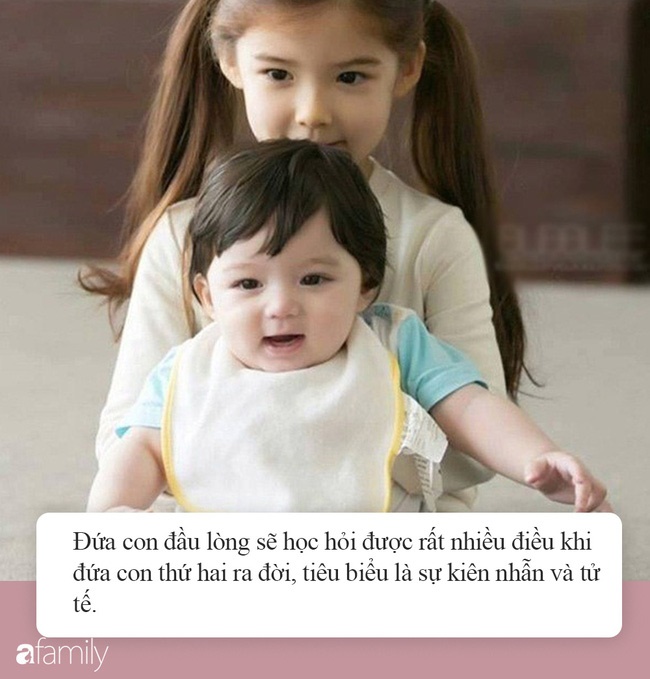 Để các con luôn hòa thuận, không ghen tị nhau, đây là 7 điều quan trọng bố mẹ cần dạy đứa con cả khi sắp có thêm em bé-2