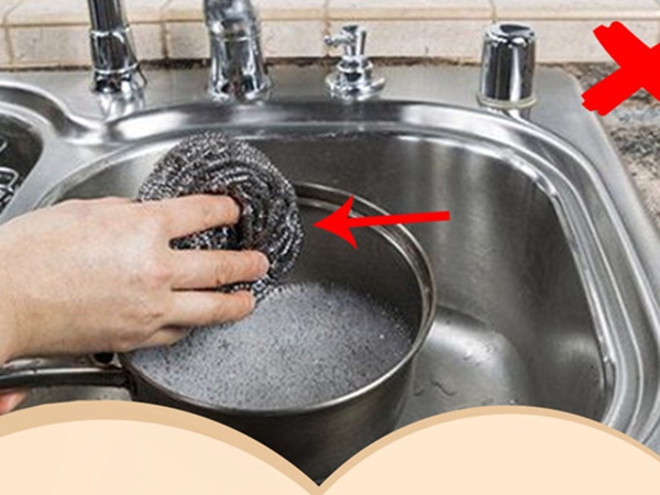 5 sai lầm khiến chảo chống dính dù đắt tiền đến mấy cũng nhanh hỏng, người dùng bị nhiễm độc, tăng nguy cơ bị ung thư-3