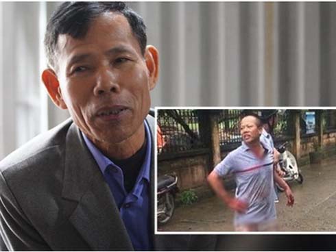 Bị cáo truy sát cả nhà em trai bình thản khai nhận tội ác, có hành động nắn bóp chân tay tại toà gây bức xúc-4