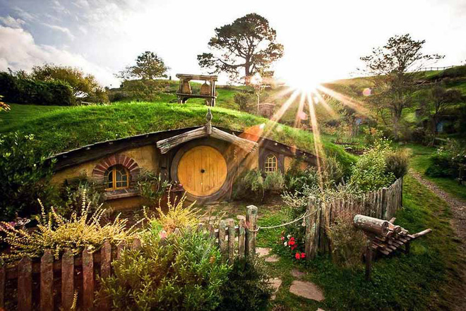 Những thị trấn đông khách du lịch độc đáo nhất thế giới-8