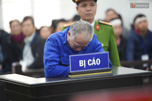 Xét xử kẻ thảm sát cả nhà em trai ở Đan Phượng: Nghi phạm bị tuyên án tử hình về toàn bộ hành vi tội ác-24