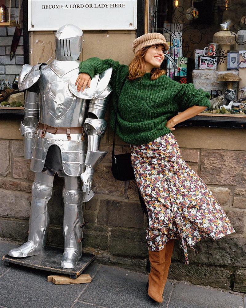 Phụ nữ Pháp diện chân váy theo 5 cách đẹp mê hồn, bạn phải học ngay đi kẻo kết thúc mùa Đông là tiếc nuối-2