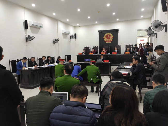 Xét xử kẻ thảm sát cả nhà em trai ở Đan Phượng: Nghi phạm bị tuyên án tử hình về toàn bộ hành vi tội ác-6