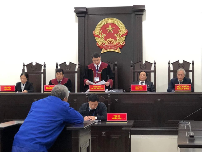 Xét xử kẻ thảm sát cả nhà em trai ở Đan Phượng: Nghi phạm bị tuyên án tử hình về toàn bộ hành vi tội ác-2