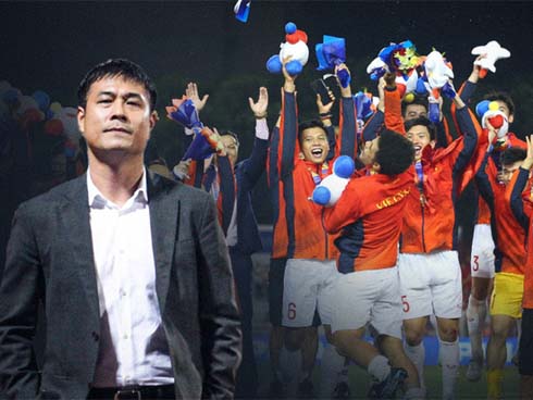 Bùi Tấn Trường: Từ tuyển thủ Quốc gia đầy tai tiếng đến những lần mặc áo xuyên thấu, cưỡng hôn trên sóng truyền hình-3