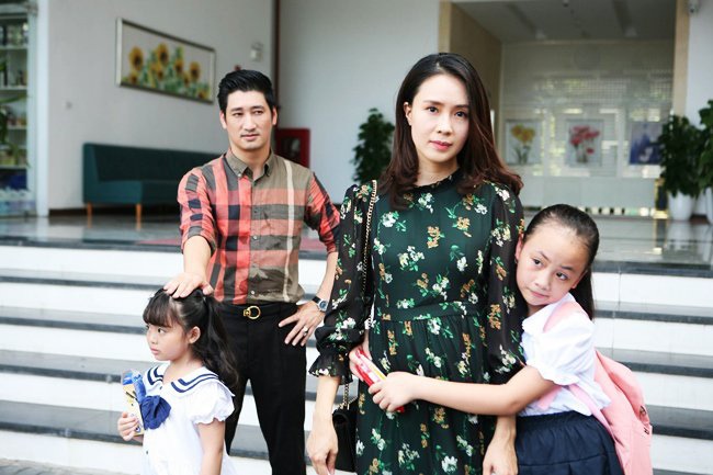 Dạy con khéo như Khuê Hoa hồng trên ngực trái: Biết Bống nói dối, láo với đối tác của mẹ nhưng chỉ đáp nhẹ 1 câu bé răm rắp nhận lỗi-2