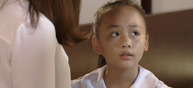 Dạy con khéo như Khuê Hoa hồng trên ngực trái: Biết Bống nói dối, láo với đối tác của mẹ nhưng chỉ đáp nhẹ 1 câu bé răm rắp nhận lỗi-3