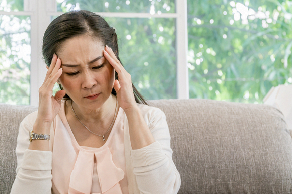 Vừa nhìn thấy tôi, con dâu hỏi: Sáng nay mẹ có thấy con mèo nào cậy tủ lạnh ăn mất mấy miếng thịt bò kho của con không? mà tôi ứa nước mắt-1