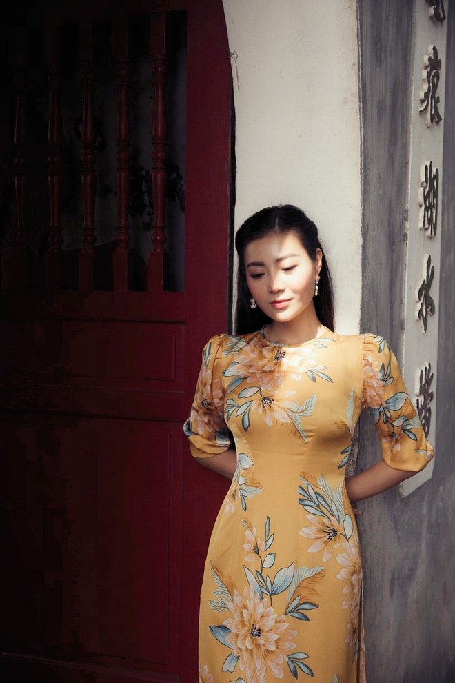 Diễn viên Thanh Hương duyên dáng, xinh đẹp trong tà áo dài-7