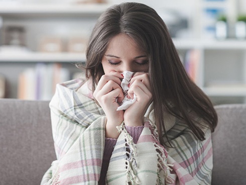 Người Việt đổ xô đi mua thuốc Tamiflu, bác sĩ cười” làm giàu cho công ty dược-2