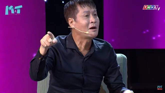 MC Quyền Linh: Tôi thích mặc quần xà lỏn, cởi trần, bê bát cơm ra trước cửa nhà ngồi ăn-1