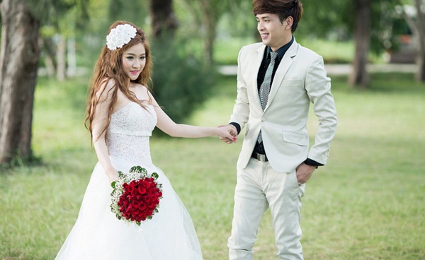 5 năm sau cuộc hôn nhân chóng vánh, vợ cũ Hồ Quang Hiếu ngày càng xinh đẹp, vi vu du lịch khắp nơi-2