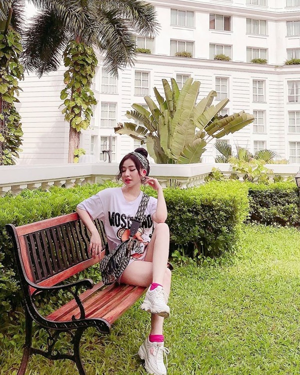 5 năm sau cuộc hôn nhân chóng vánh, vợ cũ Hồ Quang Hiếu ngày càng xinh đẹp, vi vu du lịch khắp nơi-9