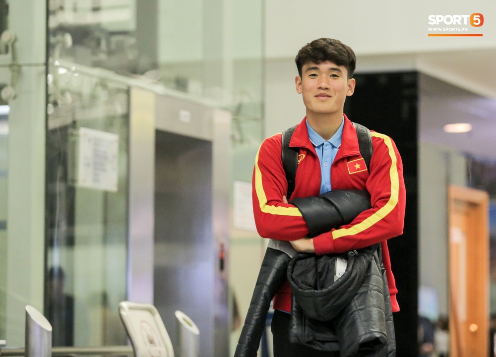 Đình Trọng, Trọng Đại thần thái ngày hội quân, U22 Việt Nam mang nguyên dàn trai đẹp sang Hàn Quốc tập huấn-13