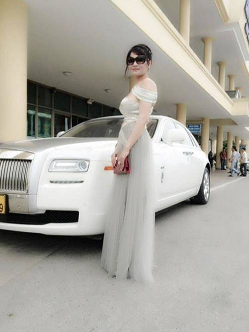 3 nữ đại gia chơi ngông nhất Việt Nam dấn thân showbiz, nóng bỏng và giàu có cỡ nào?-5