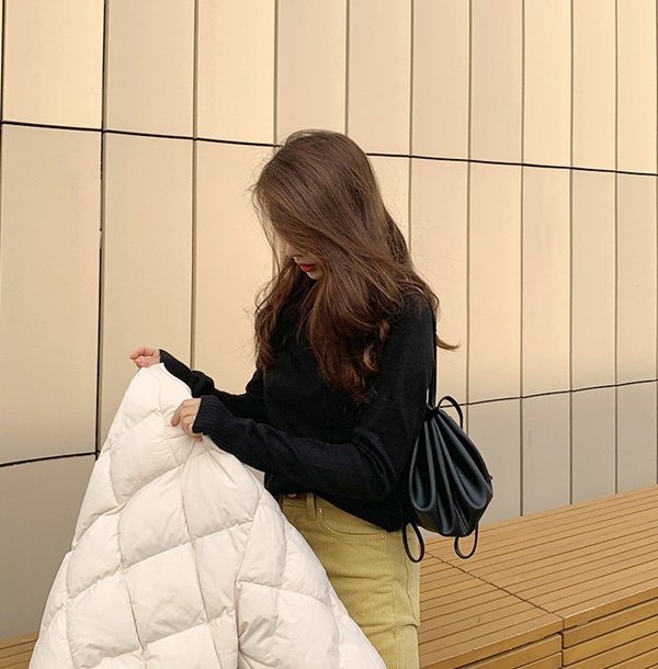 Ai cũng tưởng&nbsp;bạn mi nhon, thon thả nếu diện 1 trong 3 mẫu áo cơ bản&nbsp;của mùa Đông-2