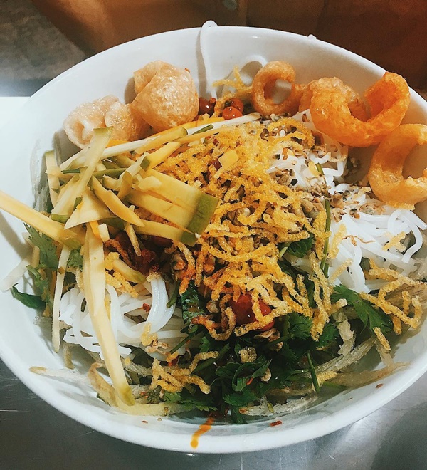 7 khu phố ăn uống nổi tiếng nhất định phải ghé khi đến Đà Nẵng-3