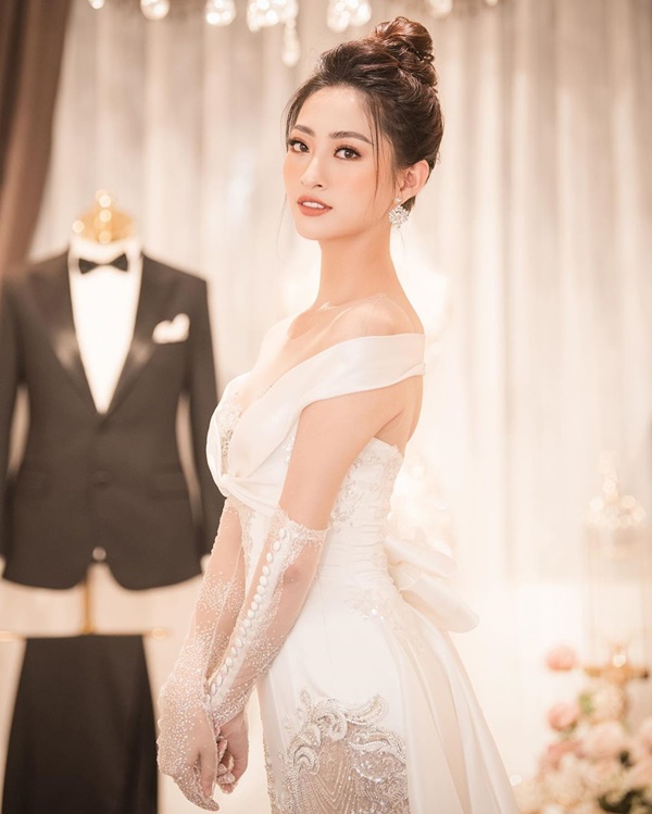 Nhan sắc Lương Thùy Linh thay đổi ra sao sau 4 tháng đăng quang?-3