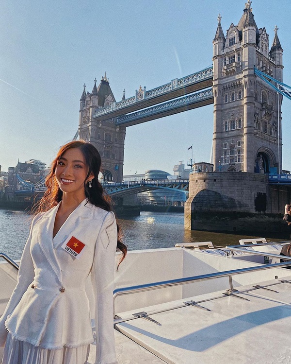 Nhan sắc Lương Thùy Linh thay đổi ra sao sau 4 tháng đăng quang?-10