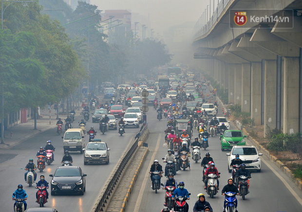 Không khí Hà Nội tiếp tục ô nhiễm nghiêm trọng khiến nhiều người phải thốt lên đầy hoang mang: Không muốn bước ra đường luôn-10