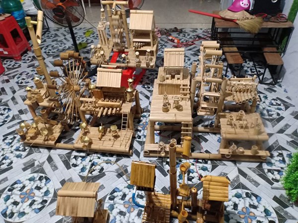 Nhặt tre nứa về ghép chơi, ai ngờ kiếm bộn tiền vì ai nhìn cũng thích-3