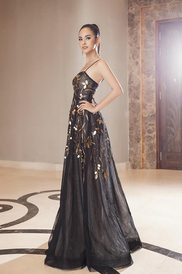 Điều ít biết về BTV xinh đẹp, đam mê thi hoa hậu nhất VTV-10