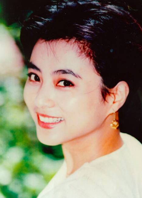 Mỹ nhân đẹp nhất nhì Tây du ký 1986: Bỏ chồng ngoại quốc, mang con về nước nuôi và nhan sắc bất ngờ ở tuổi U60-3