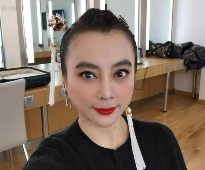 Mỹ nhân đẹp nhất nhì Tây du ký 1986: Bỏ chồng ngoại quốc, mang con về nước nuôi và nhan sắc bất ngờ ở tuổi U60-10