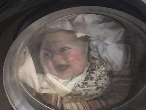 Bí ẩn chiếc gương sát nhân khiến 38 người sau khi nhìn vào liền đột tử vì xuất huyết não-4