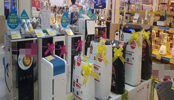 Hà Nội hứng thảm họa, dân bất an, nhà buôn được dịp hốt bạc-2