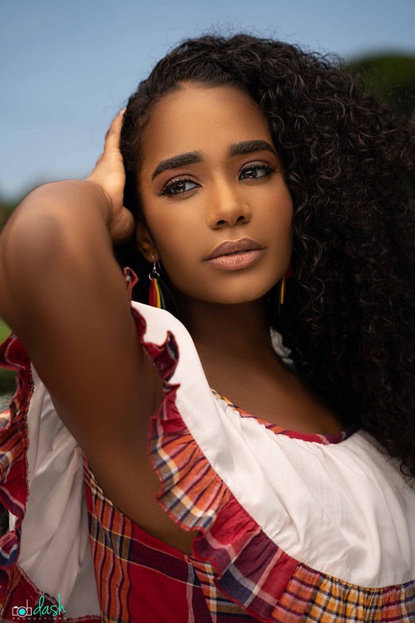 Chân dung tân Hoa hậu Thế giới 2019: Cô gái Jamaica cao 1.67m với nụ cười tỏa nắng cùng giọng hát truyền cảm như Whitney Houston-5