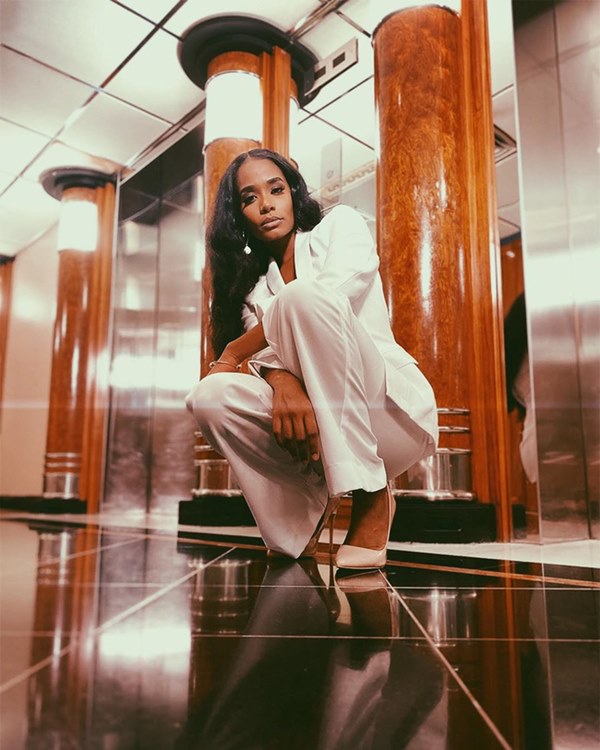 Chân dung tân Hoa hậu Thế giới 2019: Cô gái Jamaica cao 1.67m với nụ cười tỏa nắng cùng giọng hát truyền cảm như Whitney Houston-11