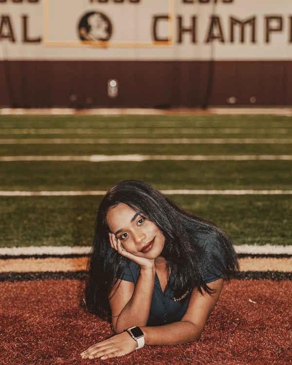 Chân dung tân Hoa hậu Thế giới 2019: Cô gái Jamaica cao 1.67m với nụ cười tỏa nắng cùng giọng hát truyền cảm như Whitney Houston-14