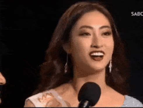 Màn ứng xử tiếng Anh quá đỉnh của Lương Thùy Linh tại Miss World 2019: Thần thái tự tin, gửi gắm đầy ắp niềm tự hào dân tộc!-2