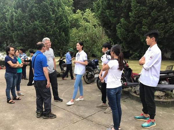 Bắn tiếng Anh đã là gì, nhìn bảng thành tích siêu khủng của Hoa hậu Lương Thùy Linh mà choáng-5