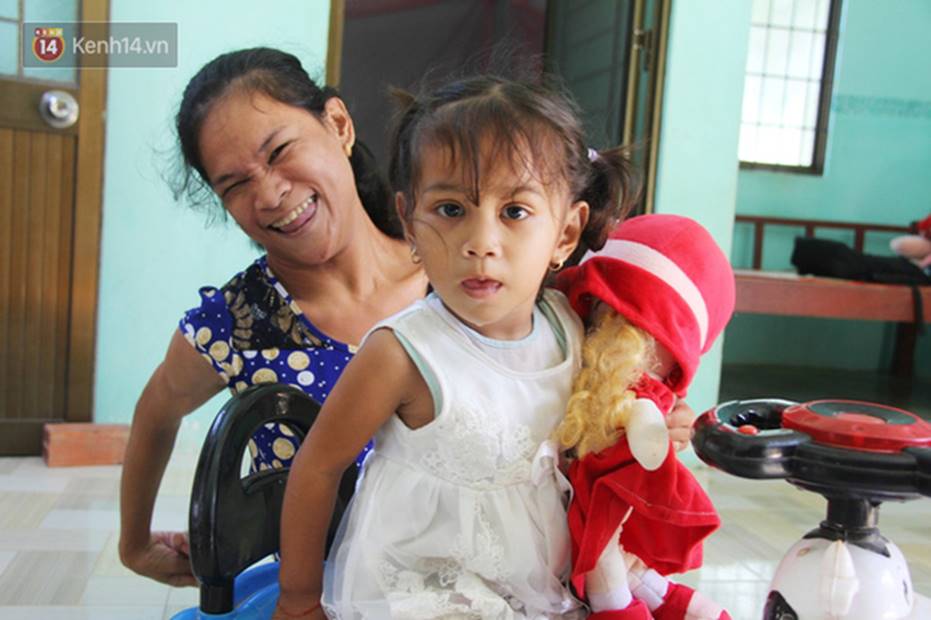 Cuộc sống đổi thay của người mẹ điên từng bị hiếp dâm đến sinh con ở Trà Vinh: Căn nhà nhỏ đã tràn ngập tiếng cười-16