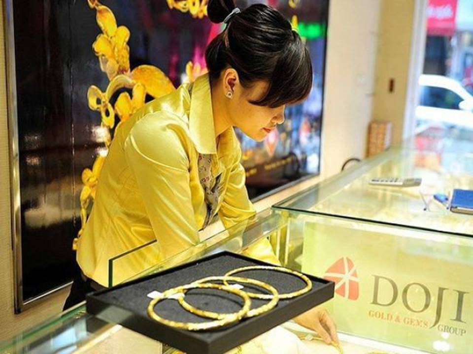 Giá vàng hôm nay 15/12, tăng mạnh nhất gần 3 tháng-2