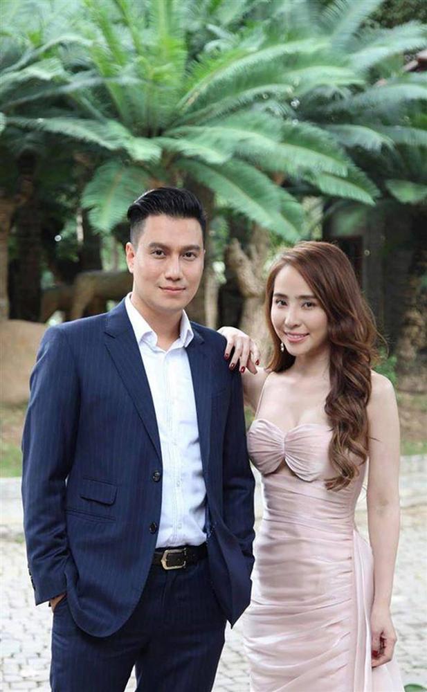 Quỳnh Nga giờ tự tin mặc đồ phô trương cơ thể-14