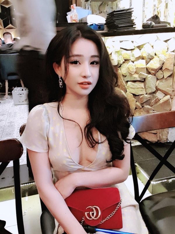 Vợ cũ Hồ Quang Hiếu chính thức lên tiếng sau vụ tố hiếp dâm ồn ào, khẳng định mình hạnh phúc nhất là khi có tiền trong tay-5
