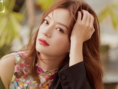 Triệu Vy - nữ tỷ phú showbiz vướng cáo buộc lừa đảo, quỵt nợ