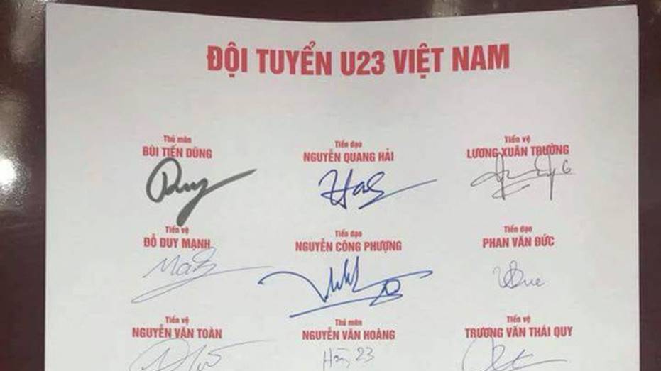 Hoá ra người Quang Hải tuyệt đối quan tâm, tuyệt đối tình cảm không phải hot girl 1m52, dân tình còn đoán có khi cưới đến nơi rồi!-3